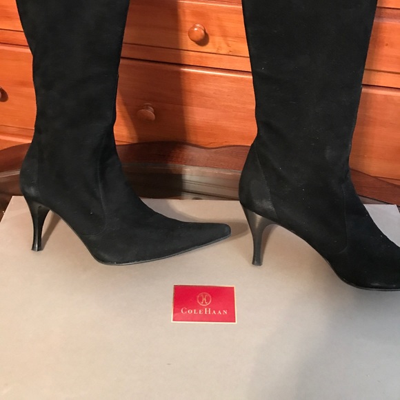 Gorgeous Cole Haan boots. SALE - Picture 2 of 4